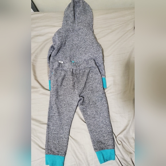 Roots kids outfit - Picture 2 of 2